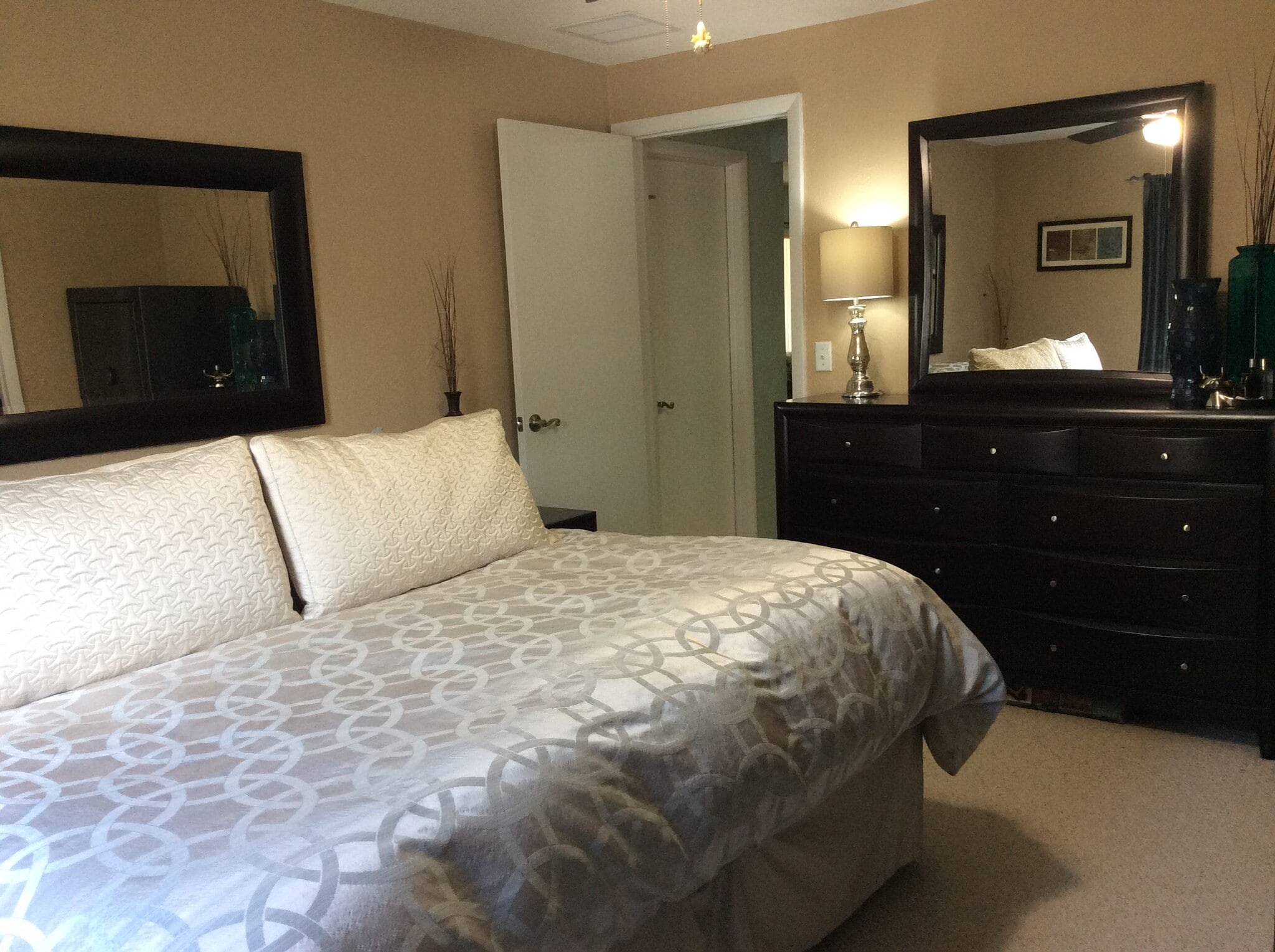 Building Photo - 533 Legume Drive