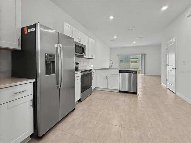 Building Photo - 2949 Skyline Lp