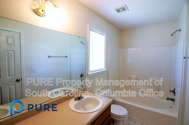 Building Photo - 11 S Firetower Ct