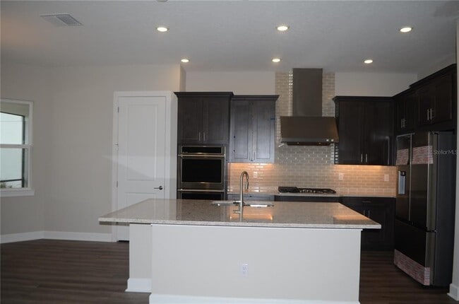 Building Photo - 34109 Tributary Ct