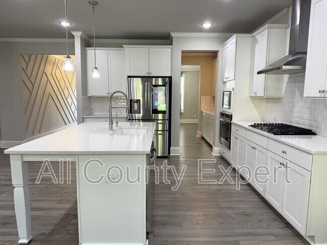 Building Photo - 5145 Explorer Ln