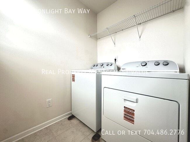 Building Photo - 10625 Moonlight Bay Wy