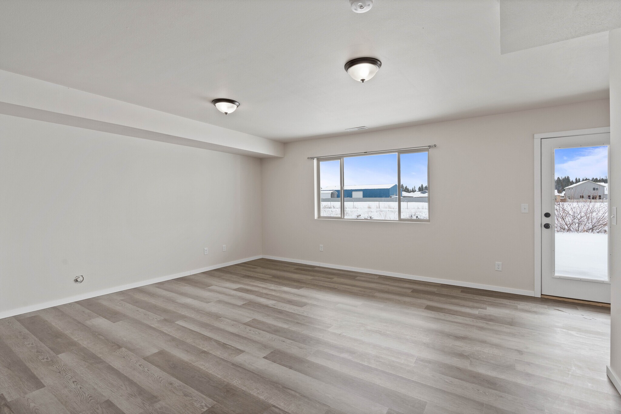 Building Photo - 9109 W Winona Rd