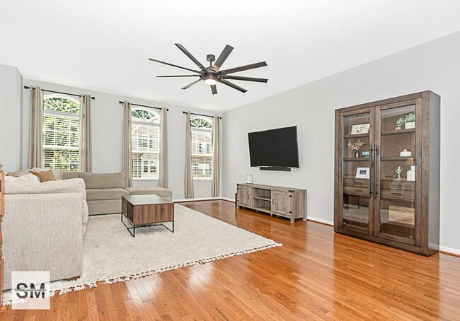 Building Photo - 7257 Stallings Dr