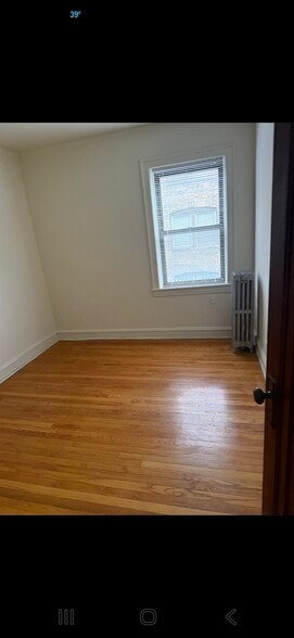 Building Photo - 908 Lyman Ave