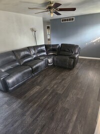 Building Photo - 4208 Camelot Dr