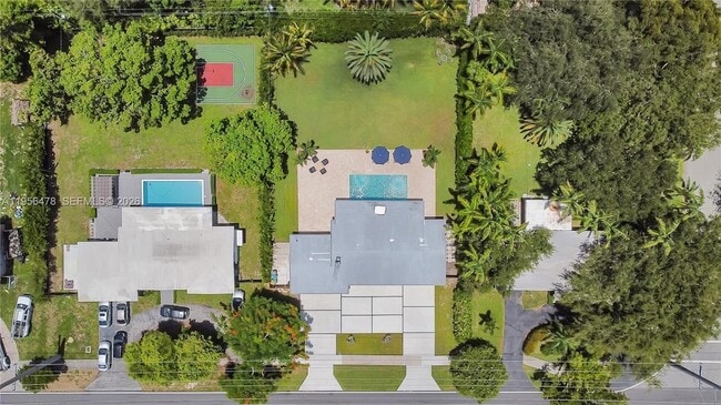 Building Photo - 8015 SW 136th St