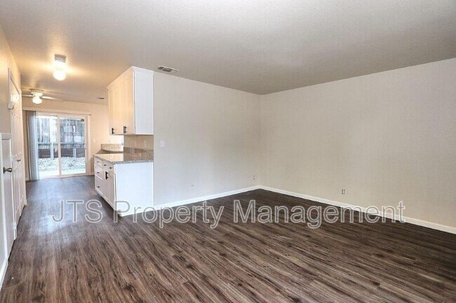 Building Photo - 5820 Alorn Ln