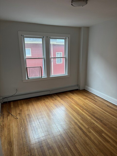 Building Photo - 109 Irving St