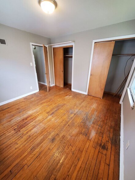 Building Photo - 3433 N 76th St
