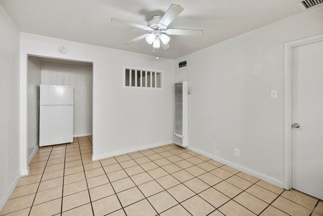 Primary Photo - 3914 Thomason Ave