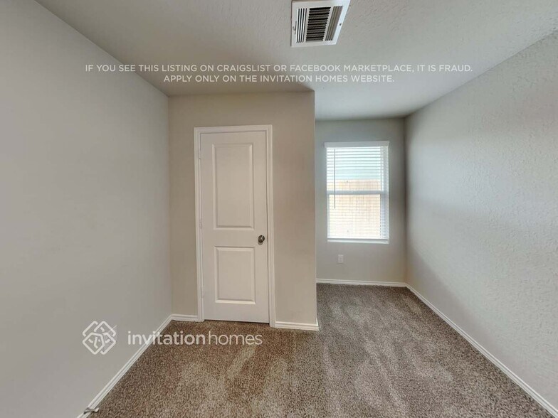Building Photo - 10511 Varmus Dr