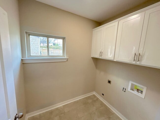 Building Photo - 2832 Epping Way Dr