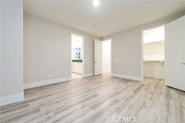 Building Photo - 55 Crater