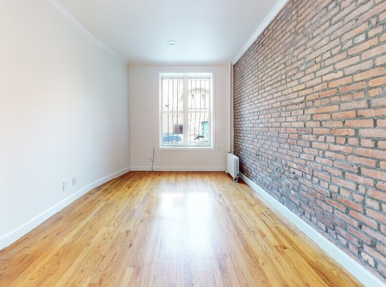 Building Photo - Bradhurst Avenue