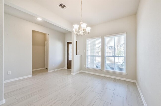 Building Photo - 3346 Etring Ln