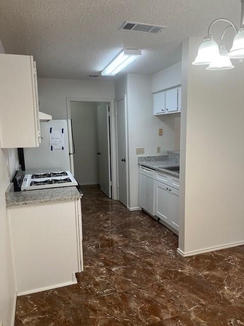 Building Photo - 16124 Fitchburg Cir