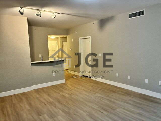 Building Photo - 6001 SW 70th St