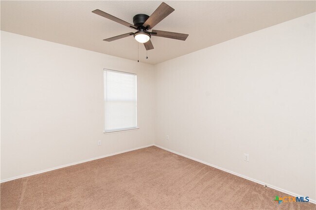 Building Photo - 303 Gemini Ln