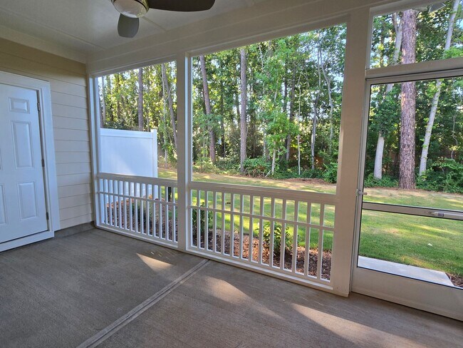 Building Photo - Stunning BRAND NEW 5 Bedroom / 4 Bath Home...