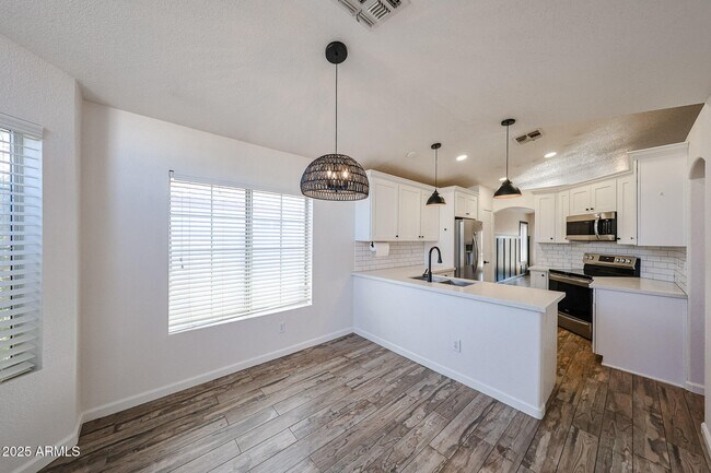 Building Photo - 6209 W Blackhawk Dr