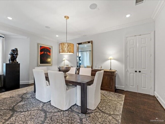 Building Photo - 7 Ivy Castle Ct
