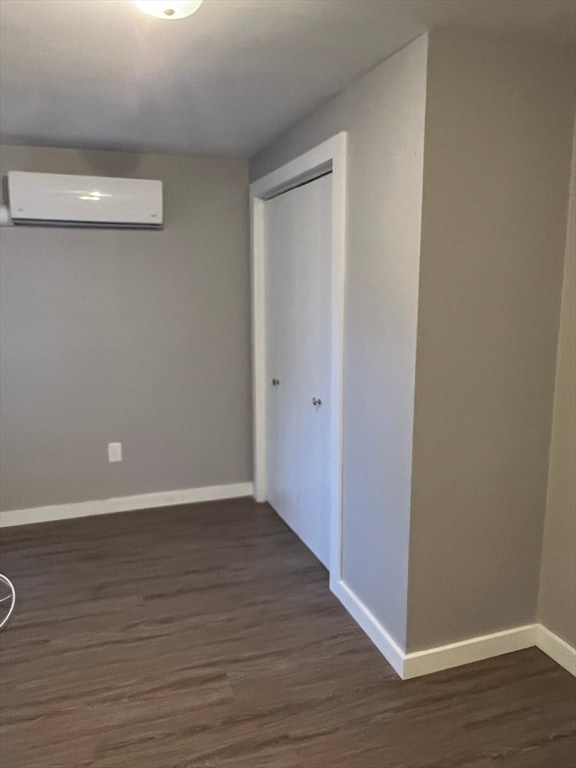 Building Photo - 2 Chesterfield Rd