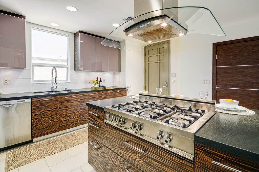 Building Photo - 257 S Hudson Ave