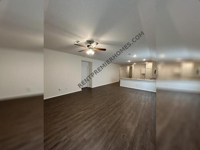 Building Photo - 45 Kinley Ln