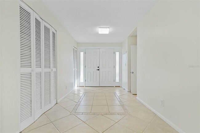 Building Photo - 9 Crompton Pl