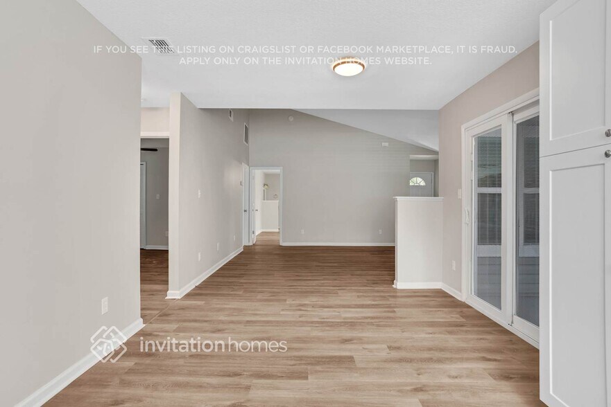 Building Photo - 2103 Churchill Downs Cir