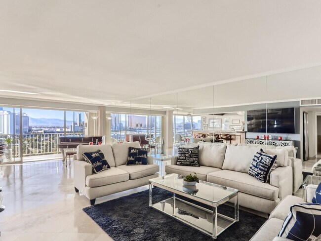 Building Photo - 3111 Bel Air Dr