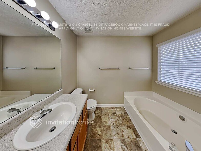 Building Photo - 282 Carrington Way