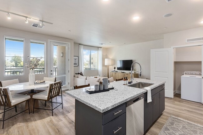 Building Photo - Reflect at Dobson Ranch