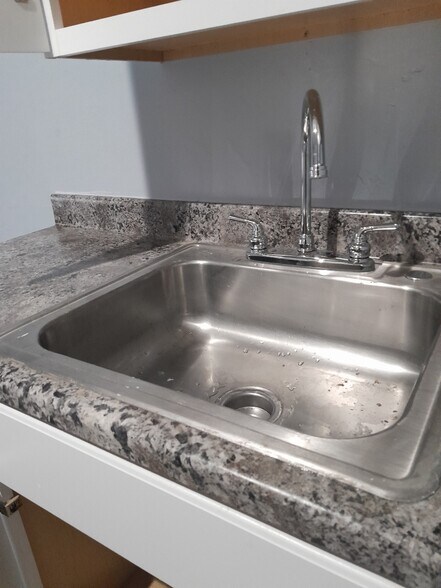 Building Photo - 1401 S Palos Verdes St