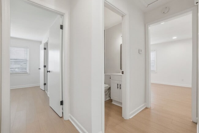 Building Photo - (Coming Soon) Beautifully Renovated 3-Bedroom with Fenced in Yard