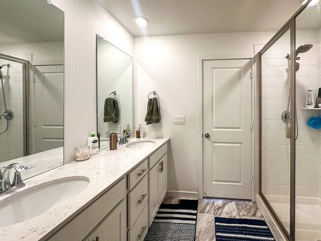 Building Photo - 9049 Bondcliff Ln