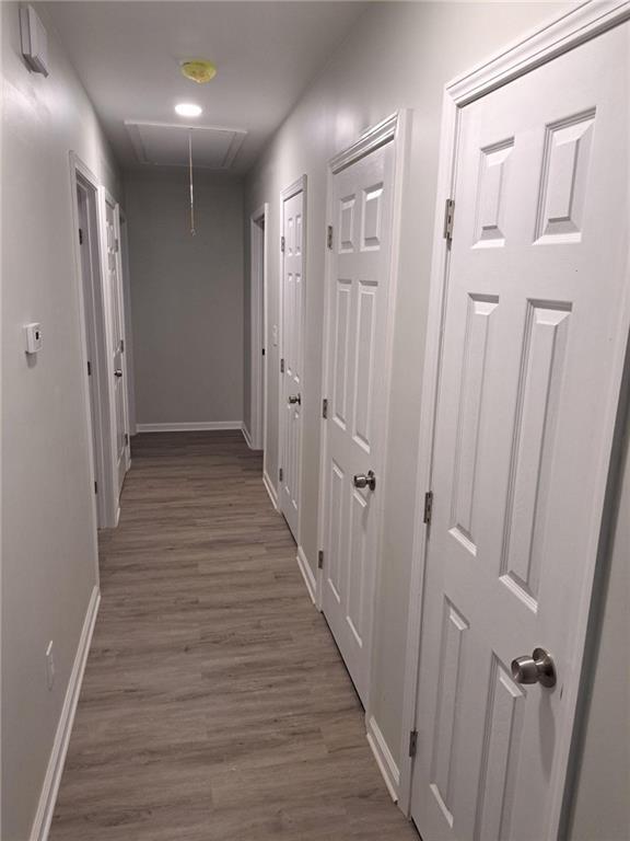 Building Photo - 700 Lynn Cir SW