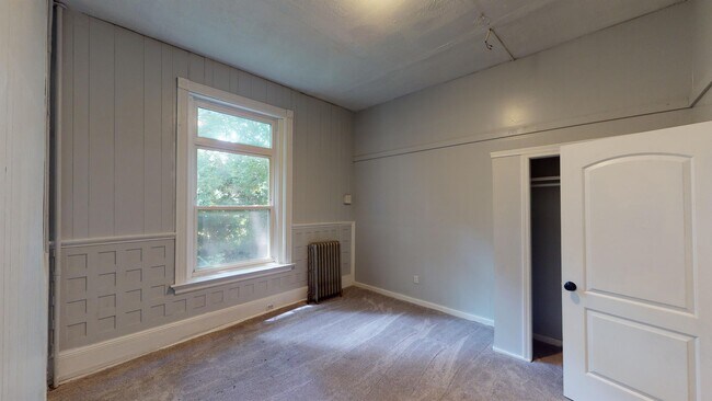 Building Photo - 2630 Stanton Ave