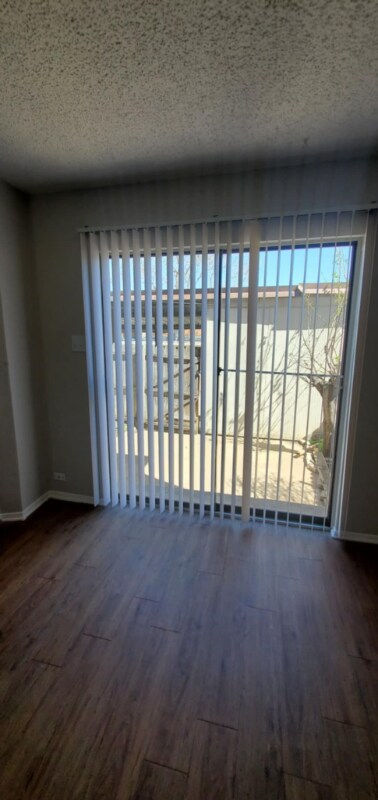 Building Photo - 137 S Las Vegas Trail