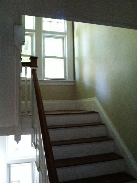 Building Photo - 11 Glade Ave