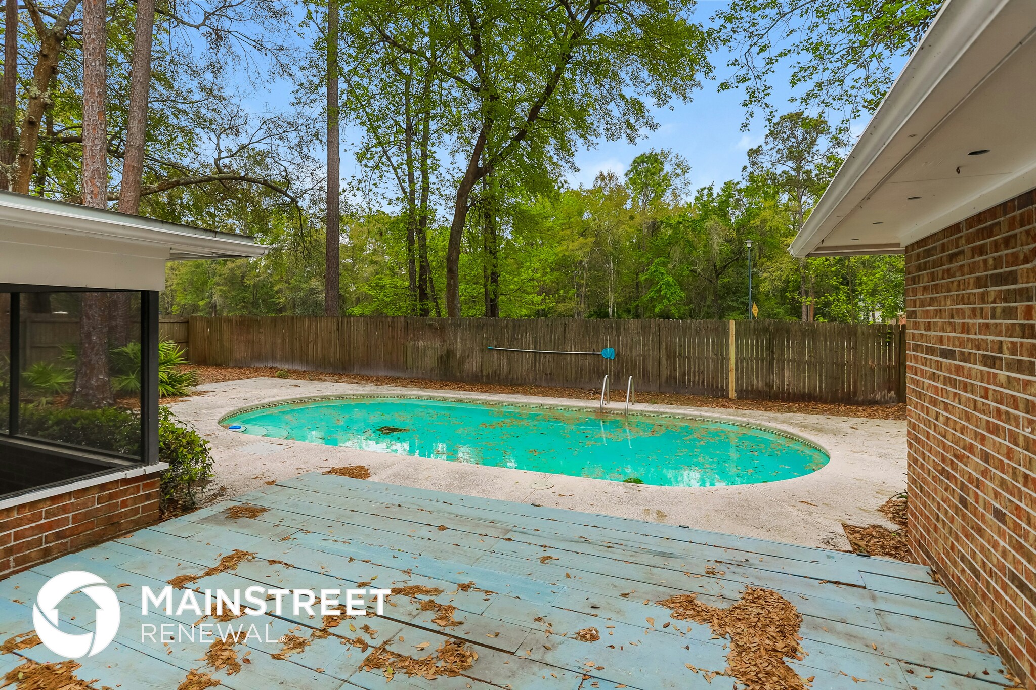 Building Photo - 450 Segovia Dr