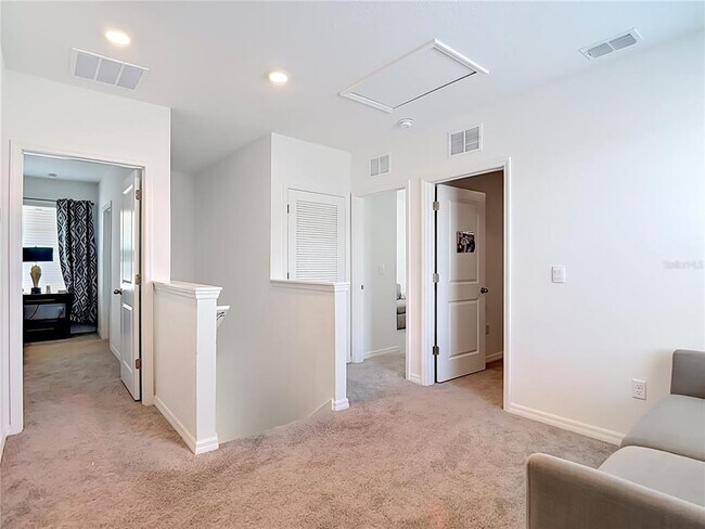 Building Photo - 33327 Darley Dl Trl
