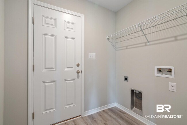 Building Photo - 1258 Caper Ave