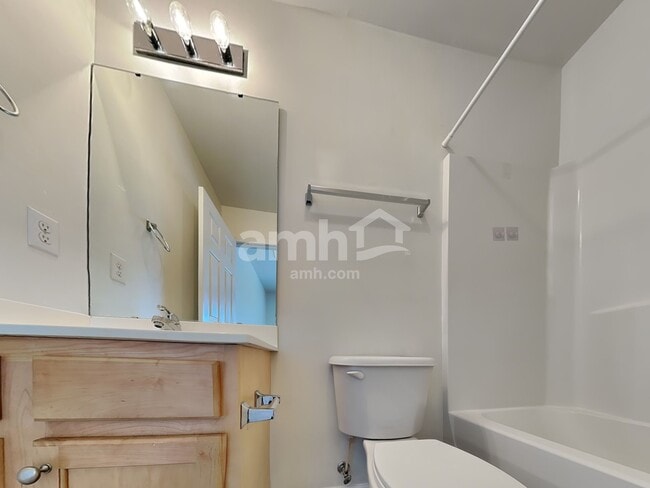 Building Photo - 43 Wolf Creek Ln