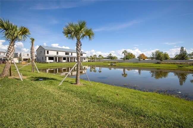 Building Photo - 11261 Beach Walk Wy NE