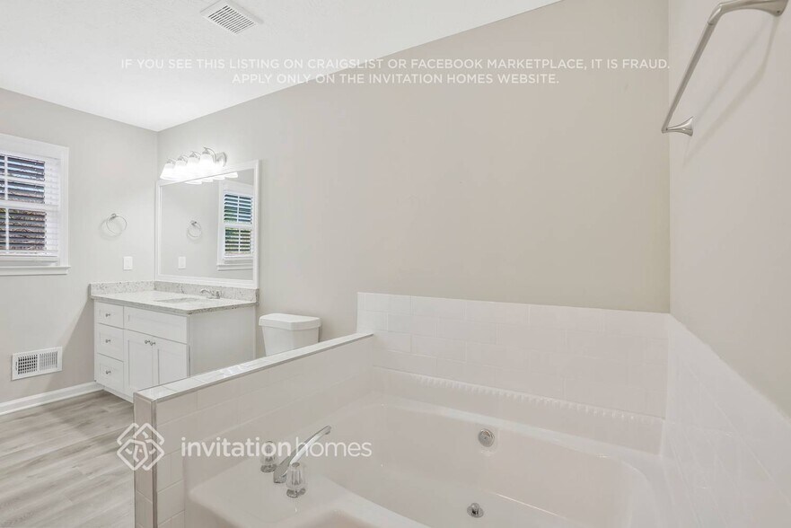 Building Photo - 3934 Millstream Ct