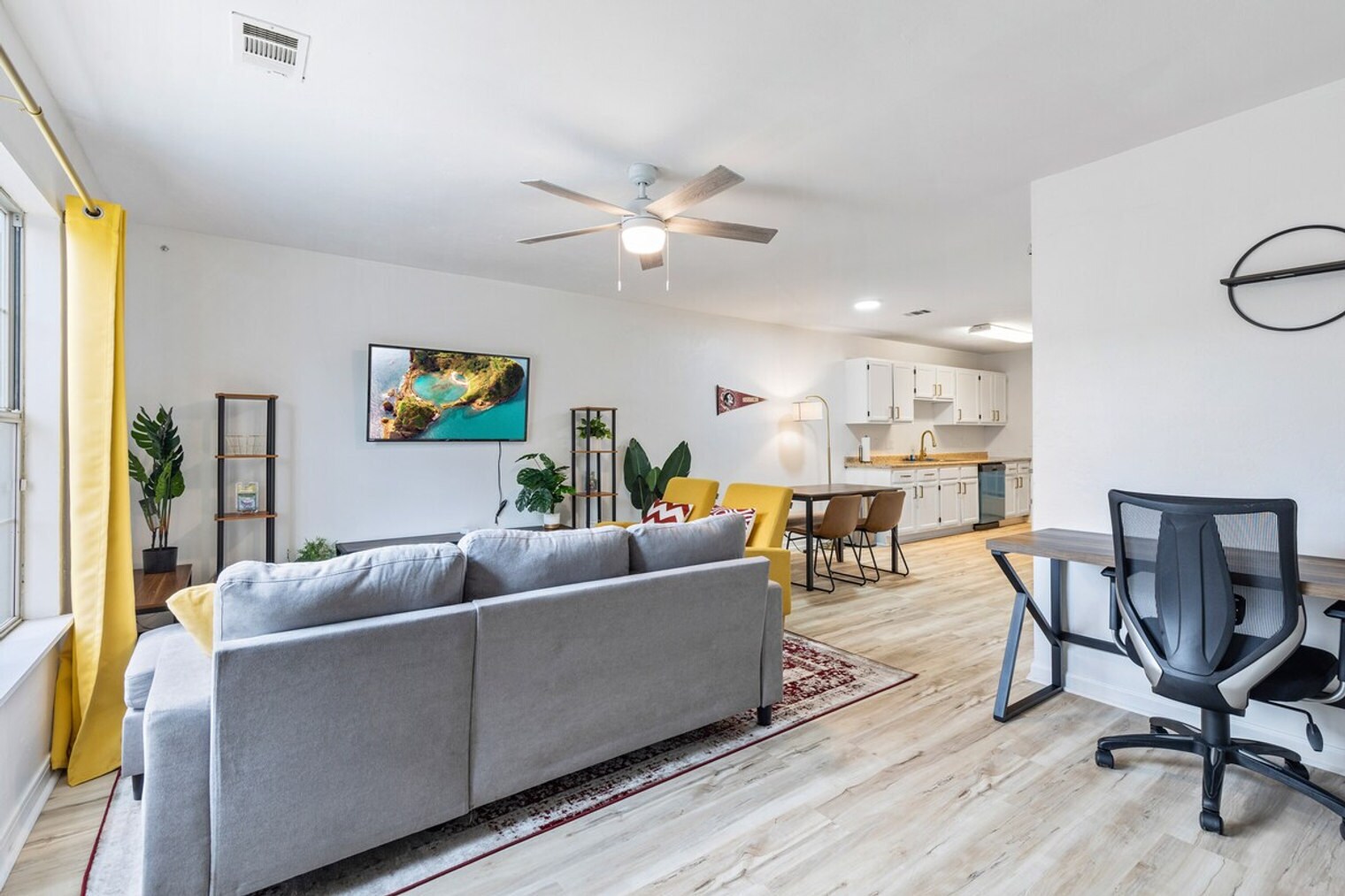 Building Photo - 836 Richmond St