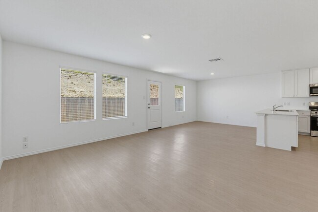 Building Photo - 216 Ayla Marie Cove
