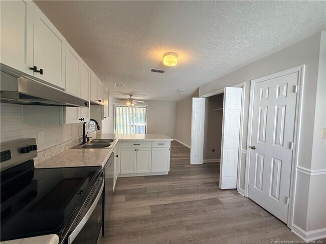Building Photo - 4075 Professional Dr